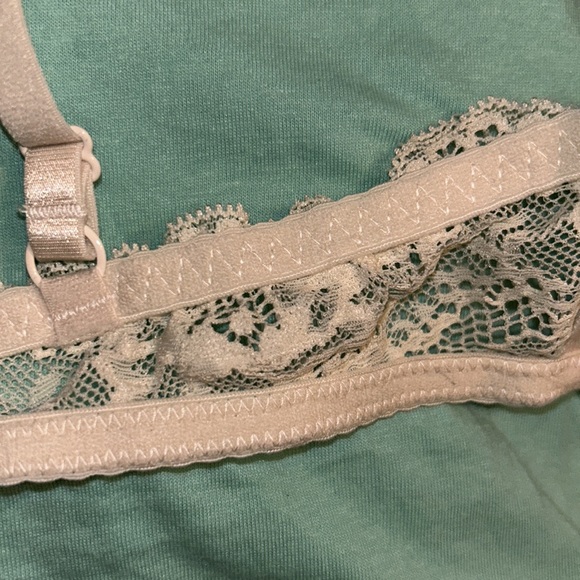 CLOSET CLEAR OUT DAY! Aimer Feel Japanese Bra Sz XS. DISCONTINUED - Picture 11 of 12